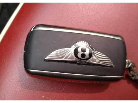 原来车钥匙可以这么漂亮，分享3把高颜值车钥匙，特斯拉的最漂亮