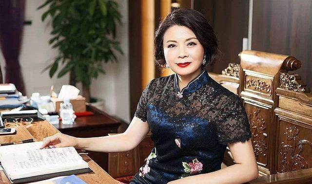 中国第一狂人:娶学生当老婆,铲平180座山,扬言要拿诺贝尔奖
