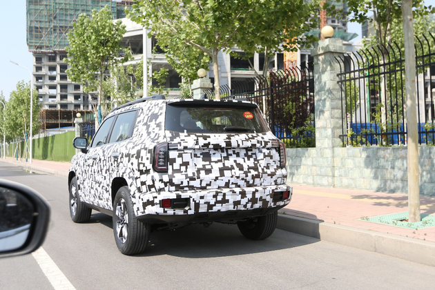 酷似“G”!?或命名全新车系 哈弗全新硬派SUV路试谍照曝光