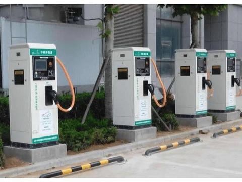新基建政策到来，充电桩数据或将会爆发式增长，新能源汽车有福了