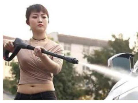 汽车的底盘如何清洗才是正确的呢