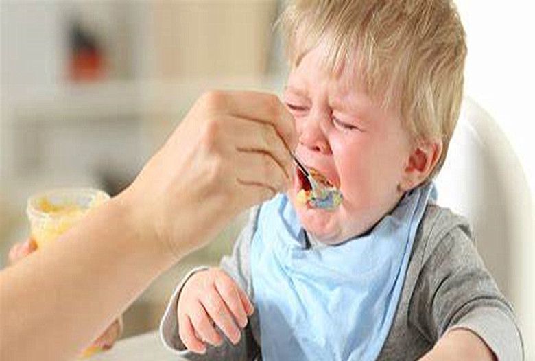 孩子夏天出汗多,没有食欲怎么办?营养师:饮食中补充钾很重要