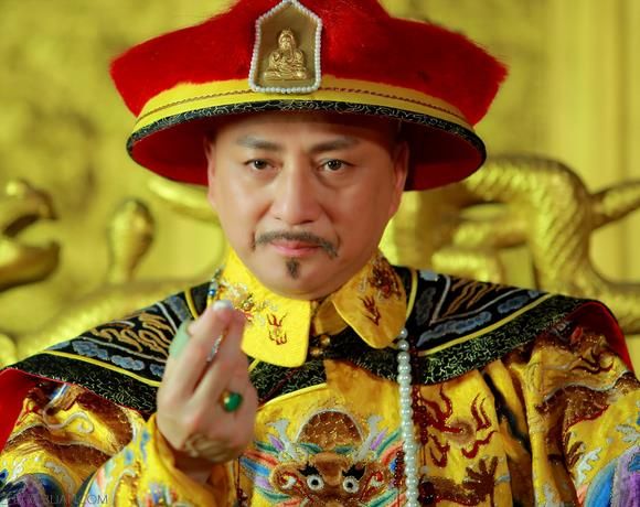 黄日华太太梁洁华病逝,无线五虎将汤镇业娶嫩妹,梁朝伟膝下无子