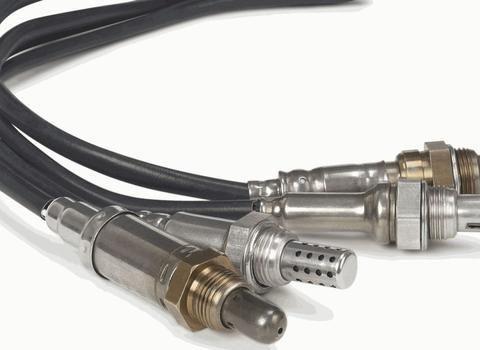 修车师傅：车上这些地方需勤清理，否则汽车或启动不了