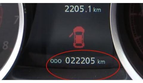 汽车保养完里程数突然增加10万公里，一问结果，车主直言气坏了