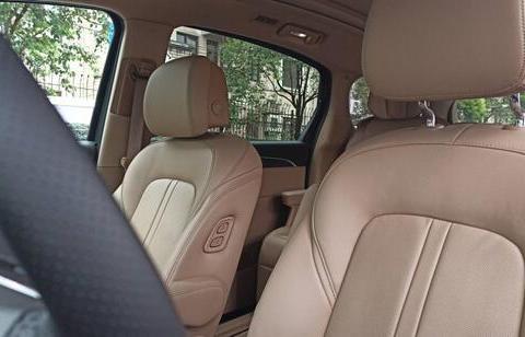 试驾新款别克GL8 ES陆尊，称之为“尊”是否符实？