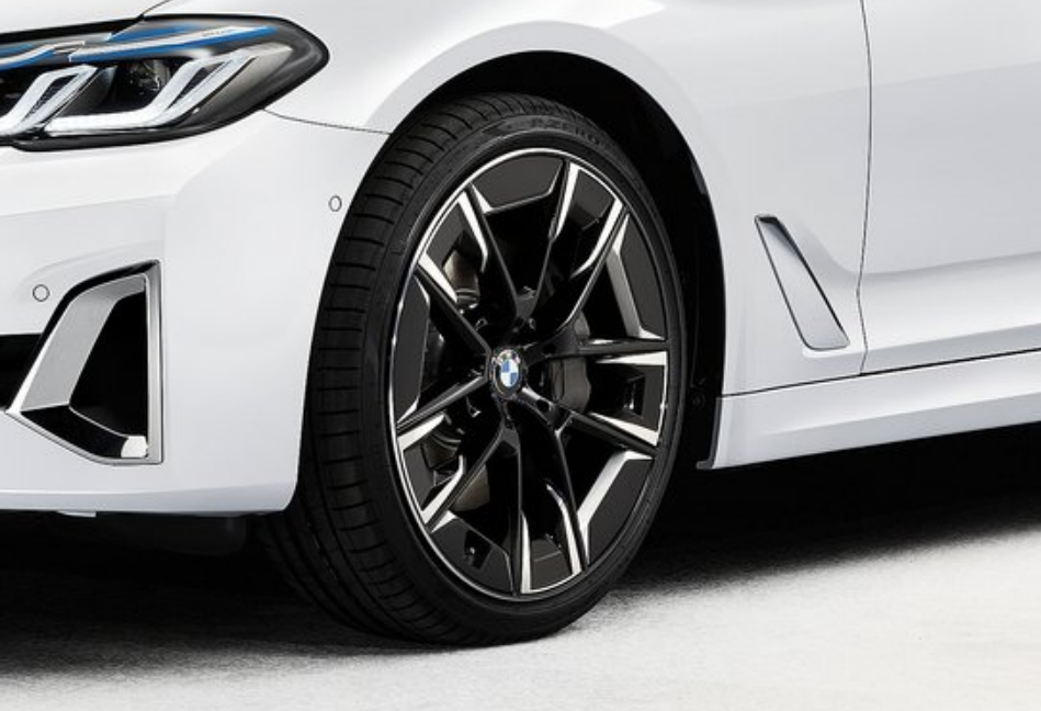 加入48V轻混系统,新款宝马5系官图发布|新车