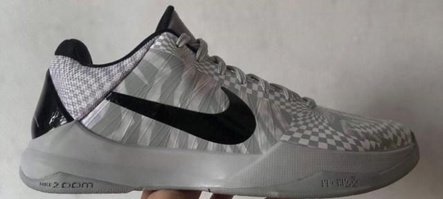 疑似UNDFTD联名!Nike Kobe 5两款新配色实物释出