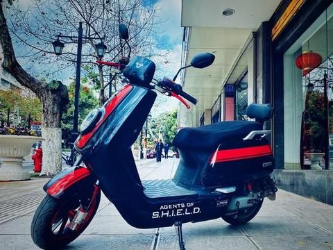 电动车跑不远，能多加一块电池吗？师傅告诉你真实答案