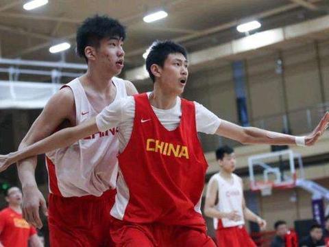 中国男篮好消息！旅美小将训练成果显著，他能顺利进入NBA吗