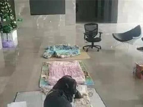 跑车3折出售没人买？前途真的没前途了，网友：是什么压垮了它？