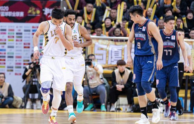 从CUBA节奏大师到CBA最成功二轮秀,乔文瀚的经历足够励志