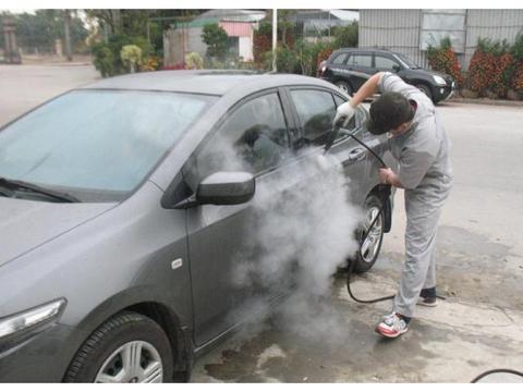 洗一次车要20，只有10块能洗吗？车主：这题我会