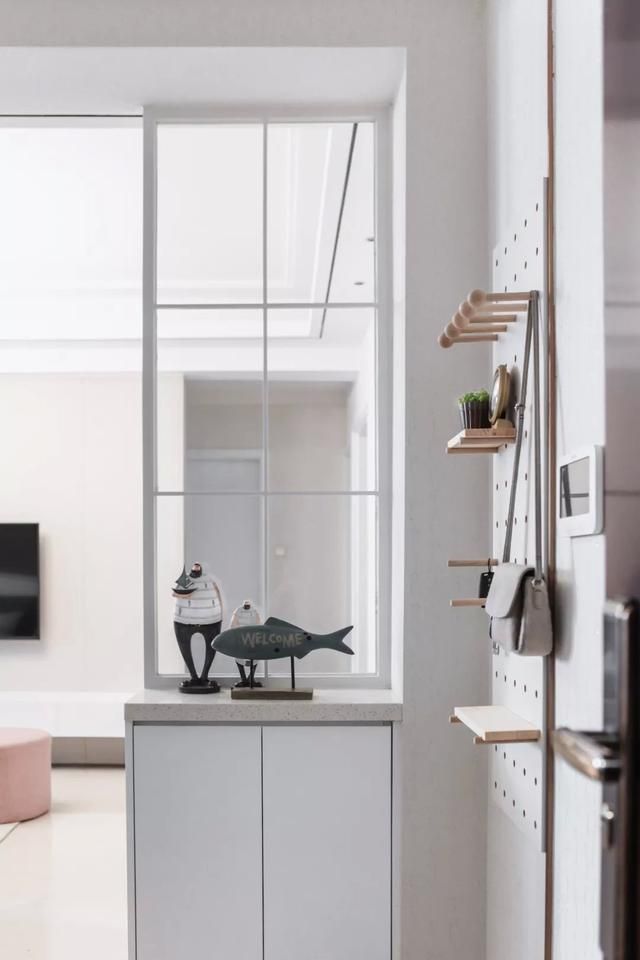 婆婆把80.83平米的房装修成这种现代风格,一进门就看呆了