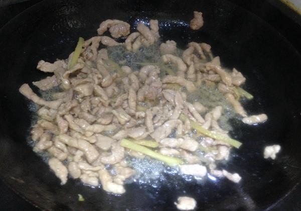 长见识了,夏天竟然吃辣椒比较好,开胃下饭,还能预防中暑