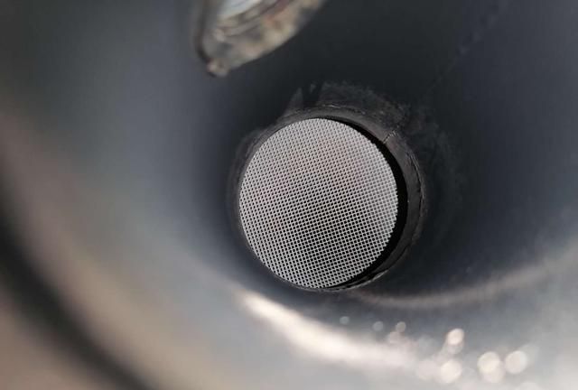 2.0自吸发动机怠速不稳,地板油加速无力,正时差三齿还没顶气门