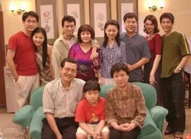 国内最长寿电视剧!播出20年将突破4000集,刘涛出道清纯照曝光?