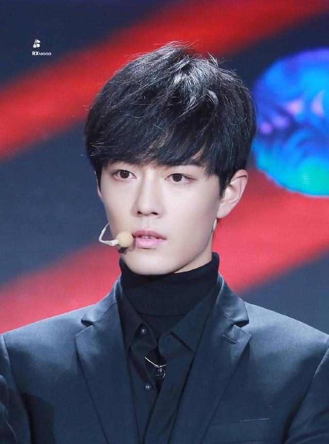 考古肖战171203 腾讯星光大赏组图 顺毛战战超可爱