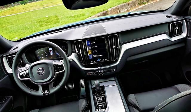 试驾点评沃尔沃XC60 B5 R-Design这款家用旅行车整体表现如何