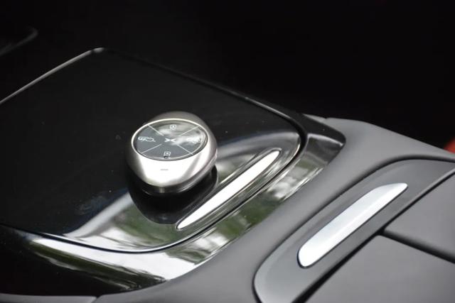 小鹏P7评测:Model 3的价格,Model S的产品力?