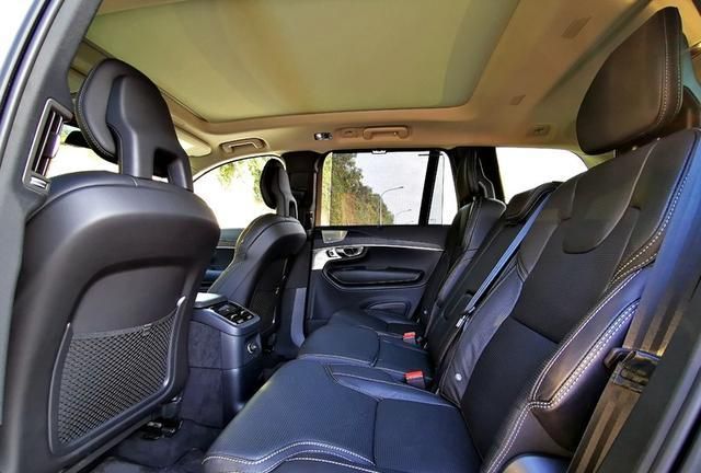 试驾点评沃尔沃XC60 B5 R-Design这款家用旅行车整体表现如何