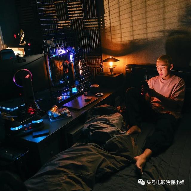 两部丧尸片救市韩国电影!《釜山行2》定档7月,另一部或成黑马