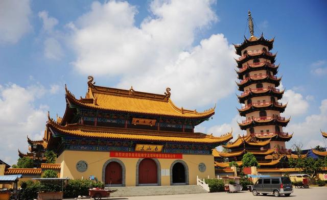 江苏人气高的一座寺庙,是全国重点寺院,是中国佛教八小名山之首