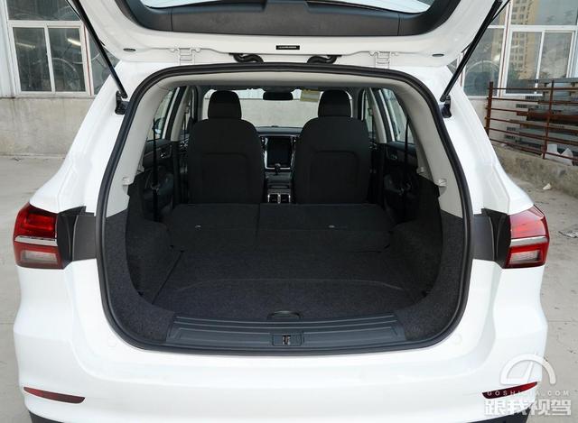 摆地摊家用无压力,落地不足15万的SUV推荐