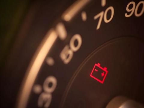 保养汽车电瓶小妙招！