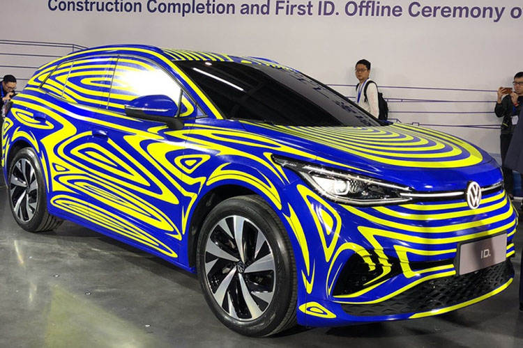 大众成立“专攻特斯拉”小组,奥迪CEO亲自负责,2025年将推新车