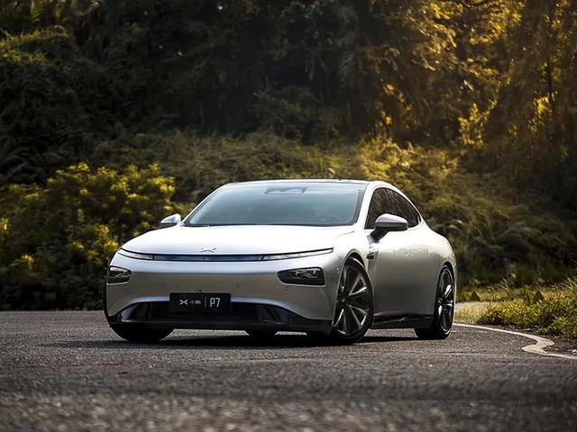 买新能源中型车的人,除了续航,还看中这几点