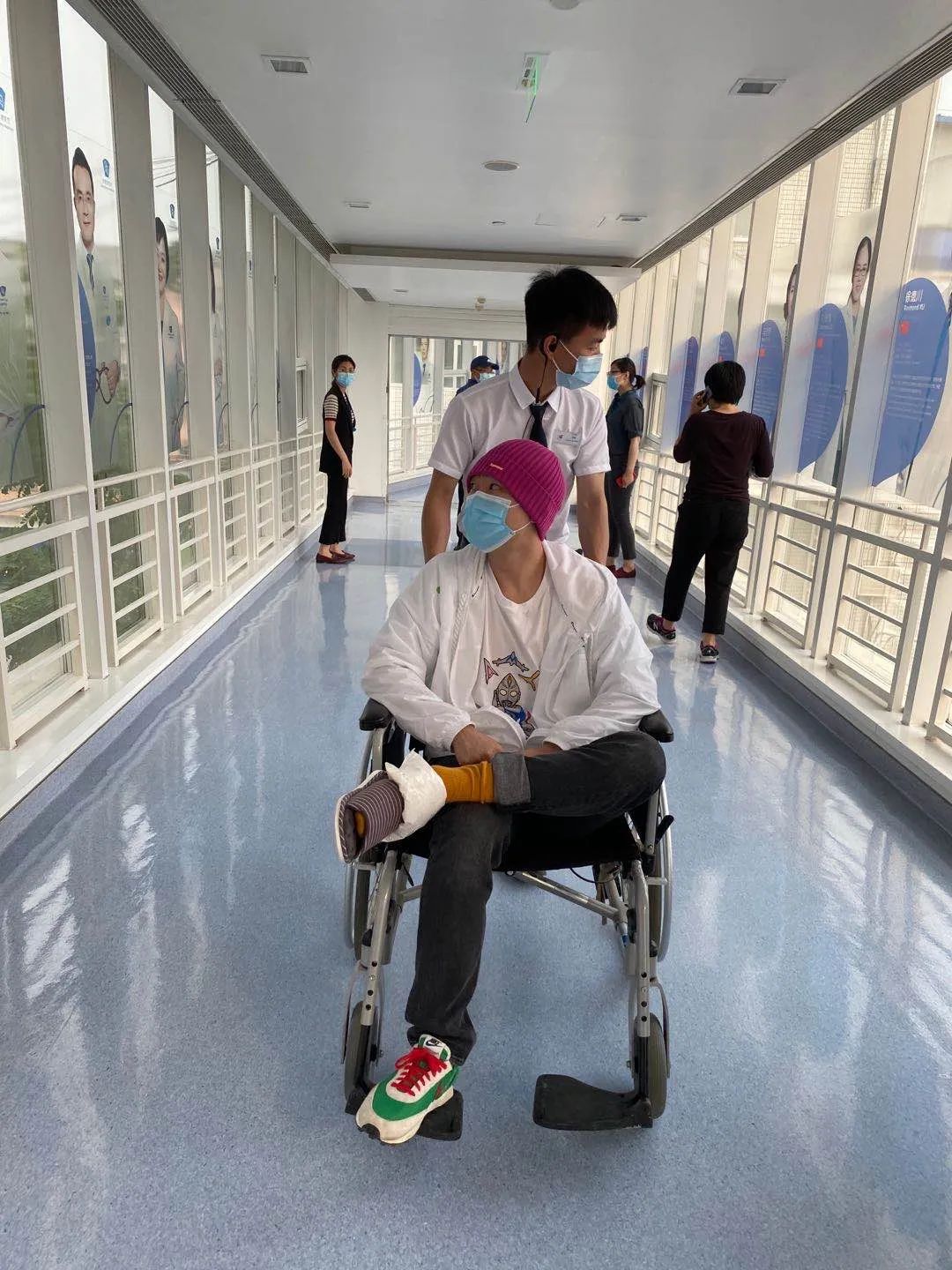 我们问了11个圈内人,他们打算如何摆地摊?