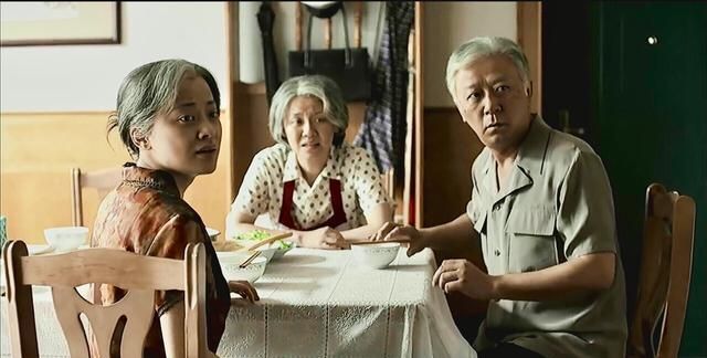 《父母爱情》老年的德华搬回哥嫂家