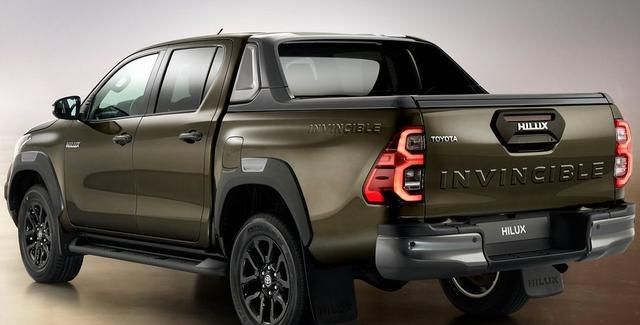 新丰田hilux皮卡加入摆摊大家庭,搭载全新2.8t发动机