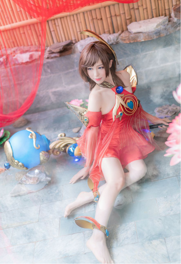 王者荣耀大乔小乔cos,cosplay 紫霞仙子 王者荣耀:突破次元壁!丝滑落水大乔cos,水友:让我来救