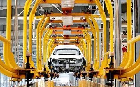 那一抹明媚的蔚蓝好看吗？你们熟悉的车展更好看！