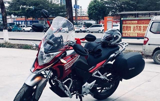 1.5万内,有哪些排量150CC的摩托车适合新手