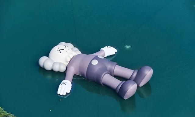 AllRightsReserved—曾让 KAWS 联手李宁的工作室