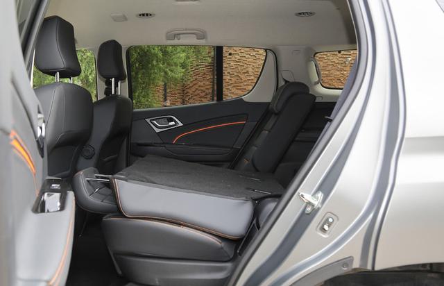 28.48万买3.0T!越野车买不起丰田普拉多,看看五十铃mu-X可好?