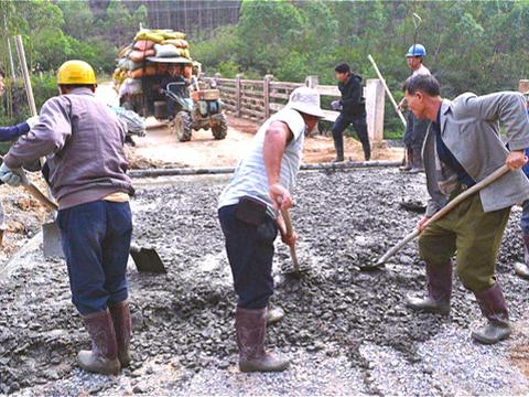 农村产业化升级，四大民生工程即将开建，农村小康又快一步