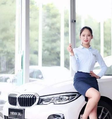 买车时别被美女销售忽悠了！这3种费用交了就吃亏，专门坑新手