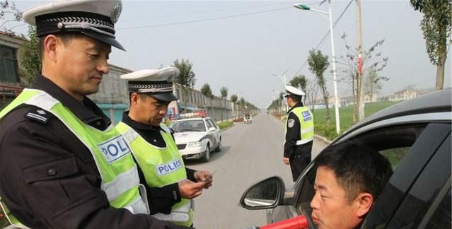 喝完酒之后多久可以开车？记住这几点，就不会被定为酒后驾车了