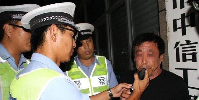 喝完酒之后多久可以开车？记住这几点，就不会被定为酒后驾车了