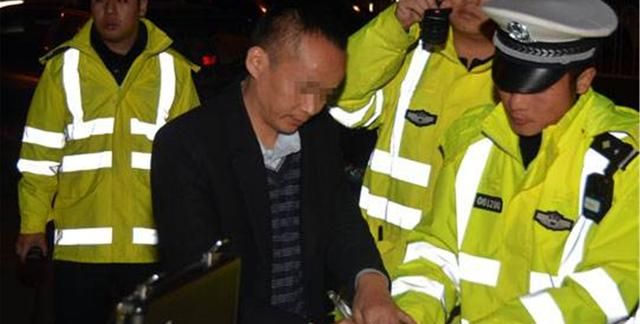 喝完酒之后多久可以开车？记住这几点，就不会被定为酒后驾车了