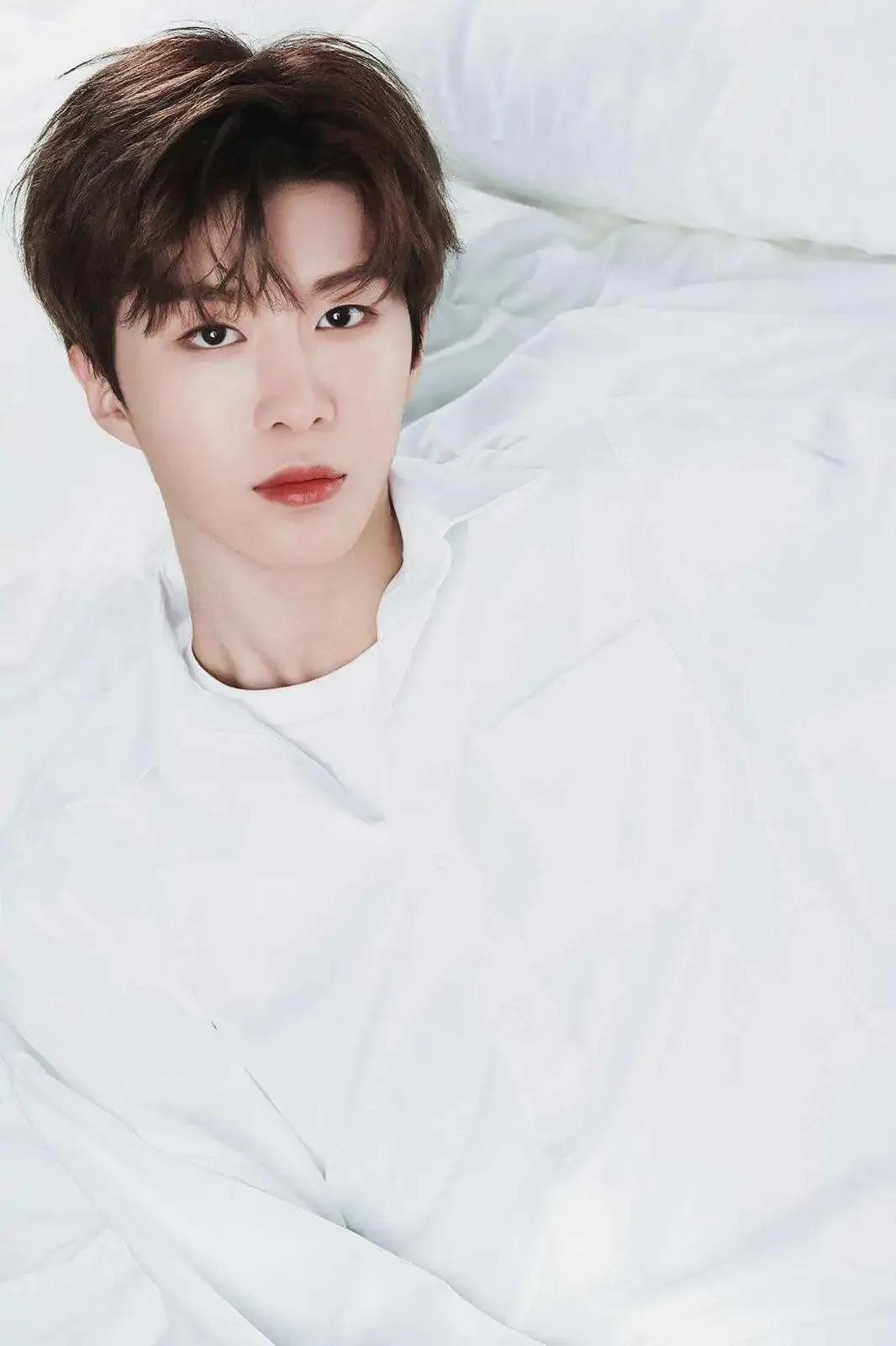 范丞丞高清壁纸 新浪网