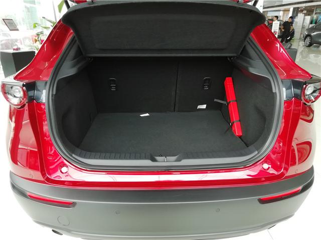 “小红椒”马自达CX-30实车更好看,首付只需4万