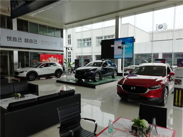 “小红椒”马自达CX-30实车更好看,首付只需4万