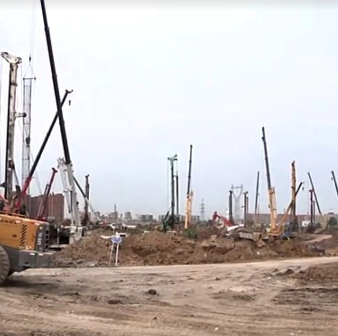 这个“4S店”，面积有60个足球场那么大！维修保养和清洗都在这完成！啥车需要这么大空间？你也常坐！