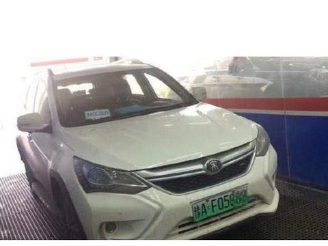 之后燃油车车型越来越少了？还是与新能源车型并存？