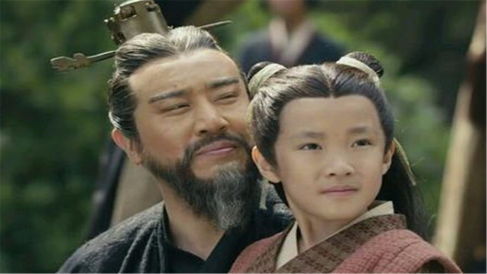 天才少年献计10条,曹操用了1条便拿下一座城,事后曹操杀了他